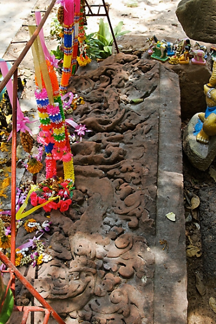 53-Ku Mueang Bua-010